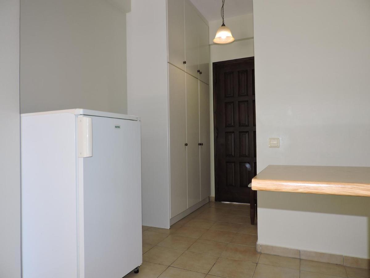 Sirius Hotel Finikounta Luaran gambar