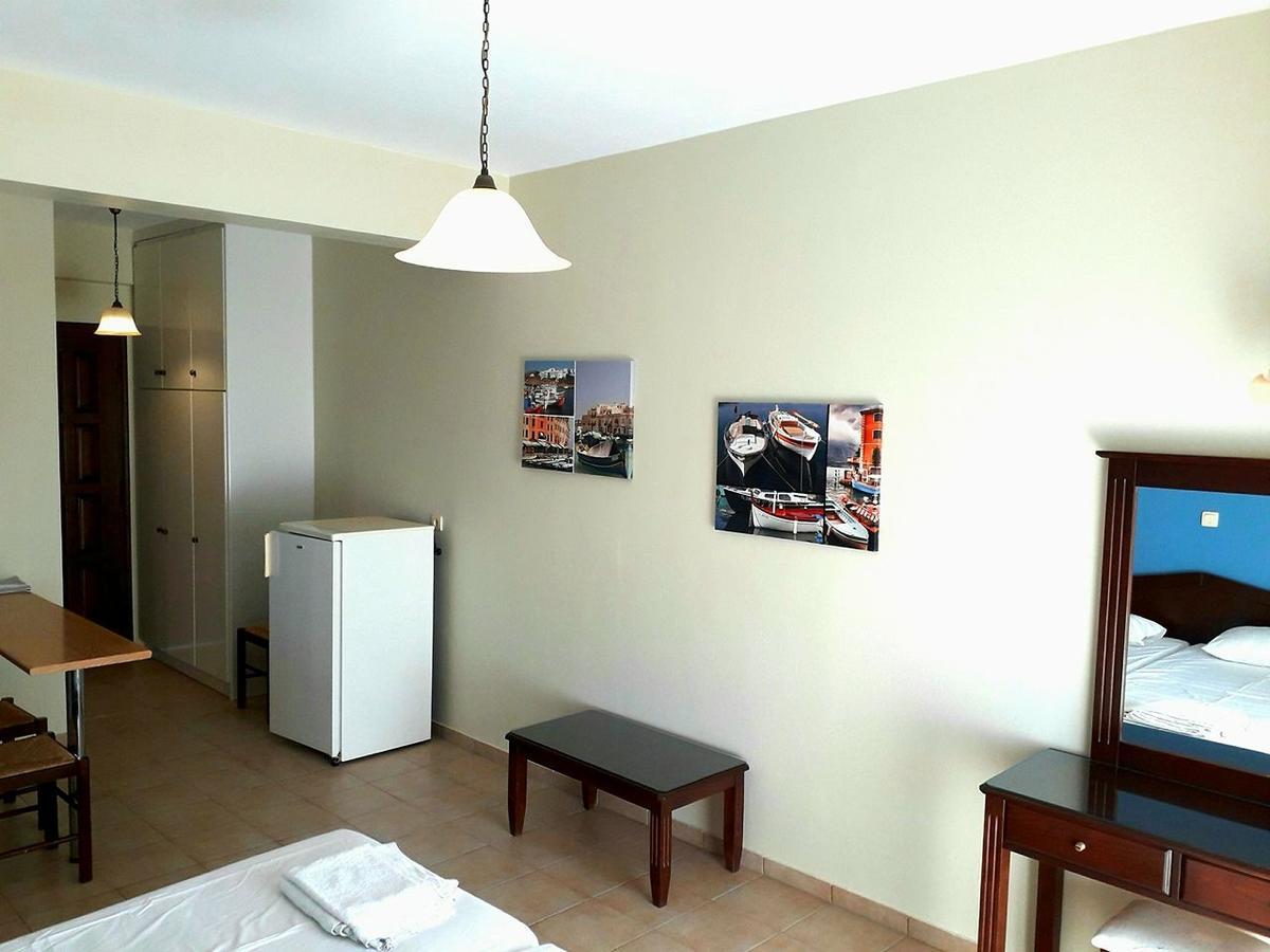 Sirius Hotel Finikounta Luaran gambar