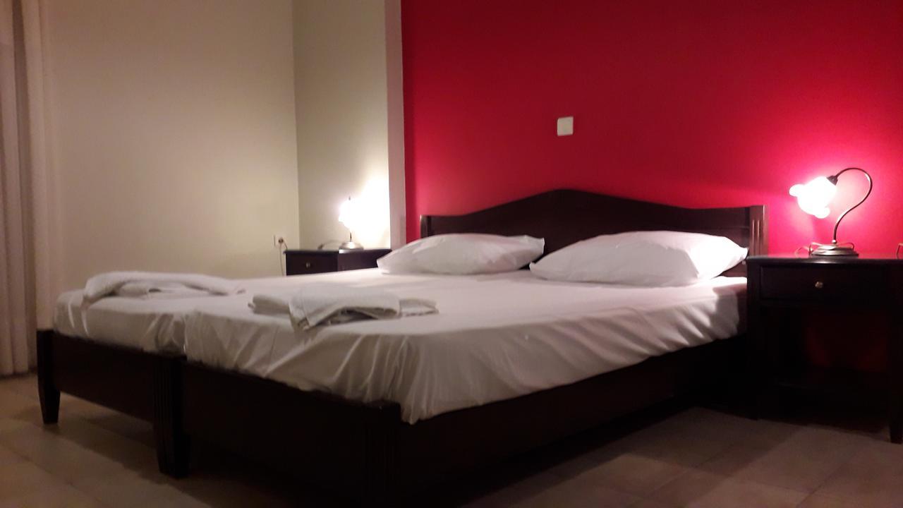 Sirius Hotel Finikounta Luaran gambar
